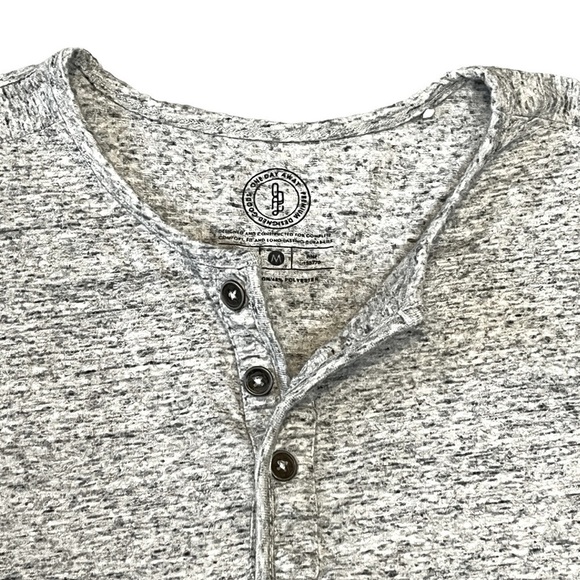 One Day Away Premium Designed Goods Cotton Blend Henley. Grey Size M #1108 - Picture 3 of 4